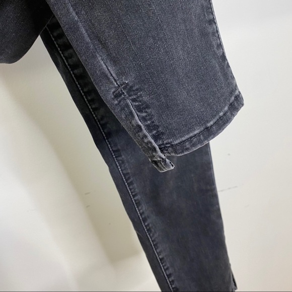 Levi’s Jeans - Picture 4 of 10